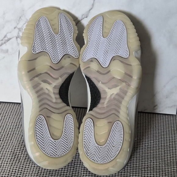 Nike Air Jordan 11 Low Year of the Snake Mens Sneakers Shoes Grey White 11 main image 6